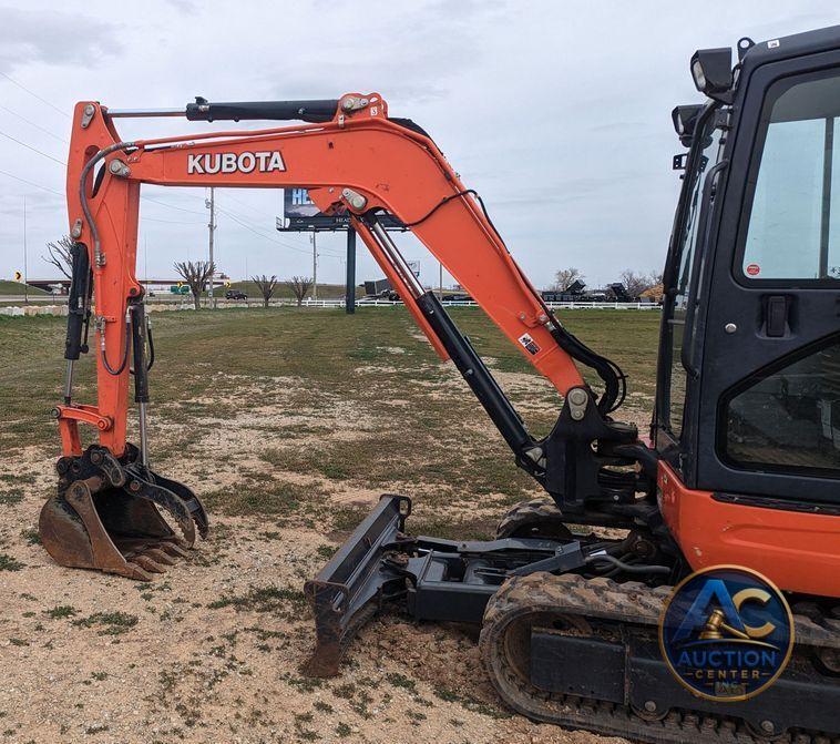2020 Kubota KX040-4  mini excavator