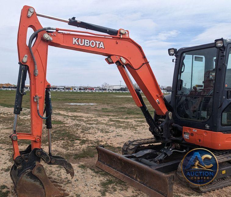 2020 Kubota KX040-4  mini excavator