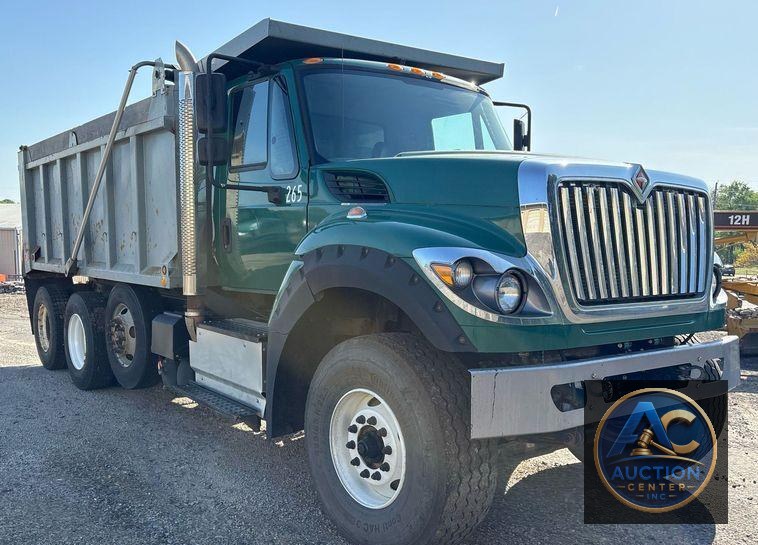 2017 International 7600 dump truck