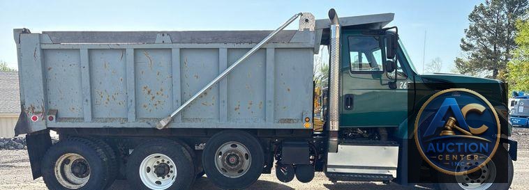 2017 International 7600 dump truck