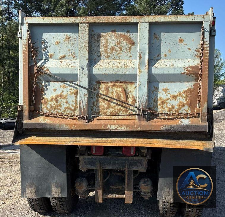 2017 International 7600 dump truck