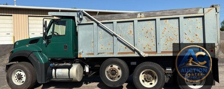 2017 International 7600 dump truck