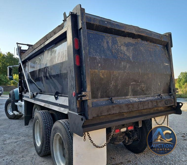 2014 Mack GU713 dump truck