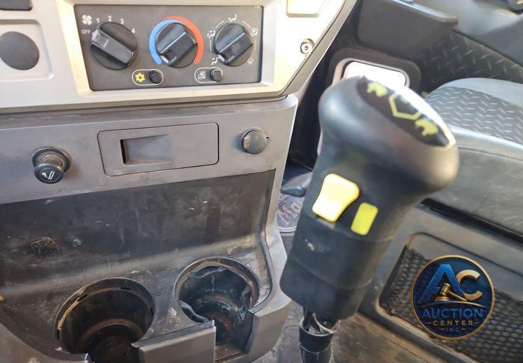 2014 Mack GU713 dump truck