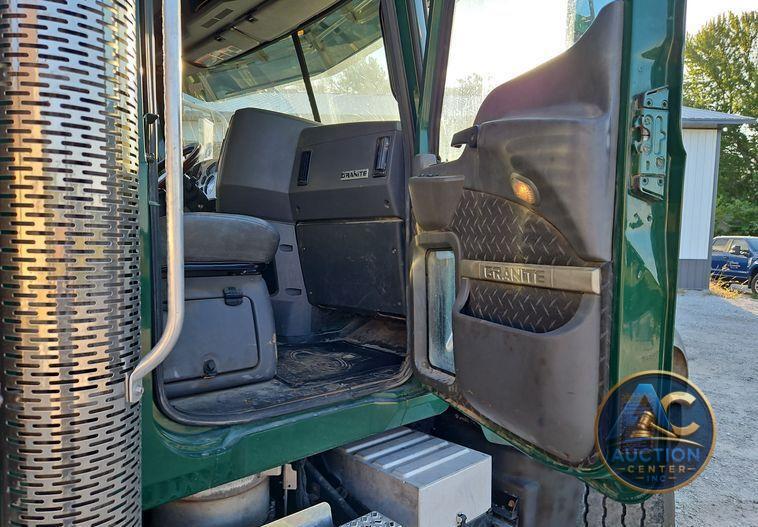 2014 Mack GU713 dump truck