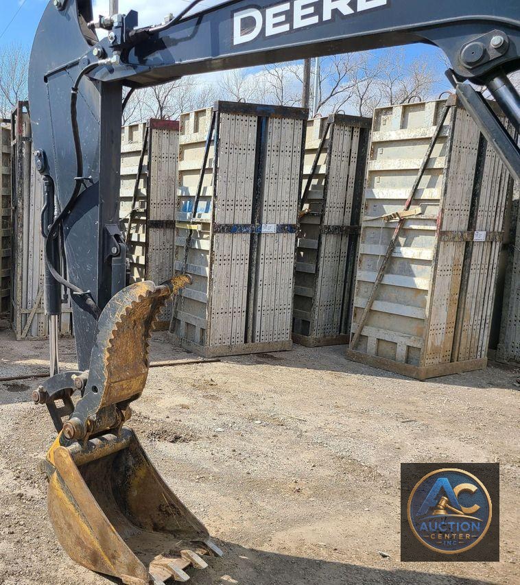 2019 John Deere 50G  mini excavator