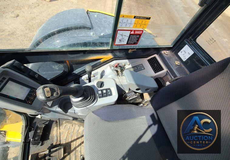 2019 John Deere 50G  mini excavator
