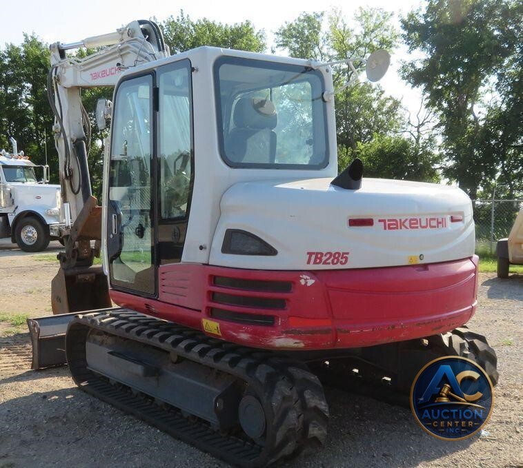 2013 Takeuchi TB285 mini excavator