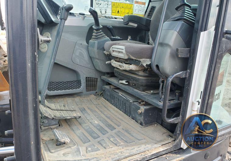 2015 Bobcat E85  mini excavator