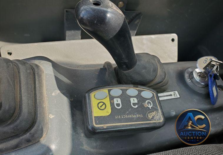 2015 Bobcat E85  mini excavator