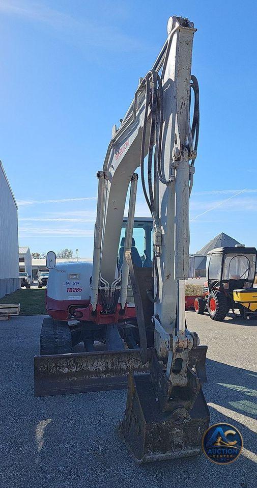 2013 Takeuchi TB285  mini excavator