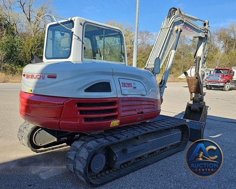 2013 Takeuchi TB285  mini excavator