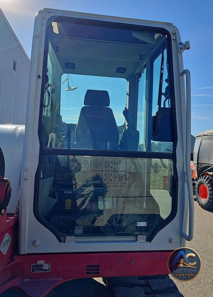 2013 Takeuchi TB285  mini excavator