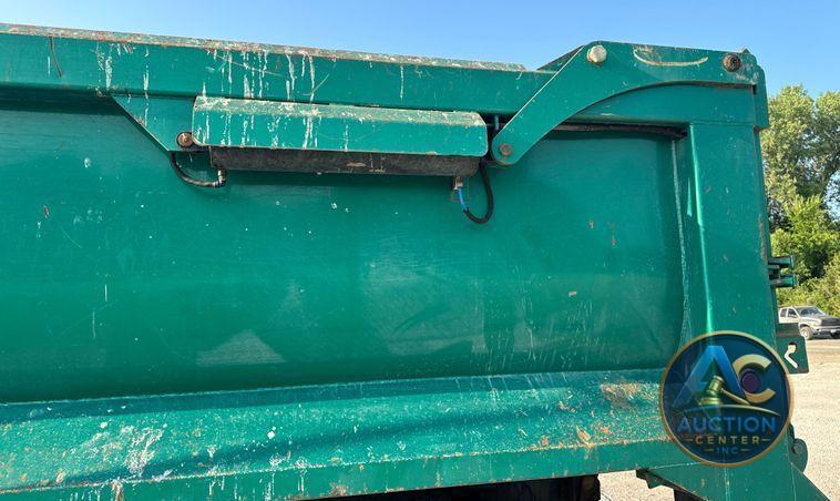 2018 Mack GU713 dump truck