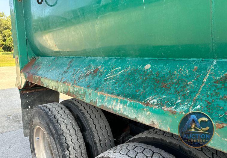 2018 Mack GU713 dump truck