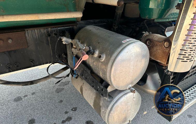 2018 Mack GU713 dump truck
