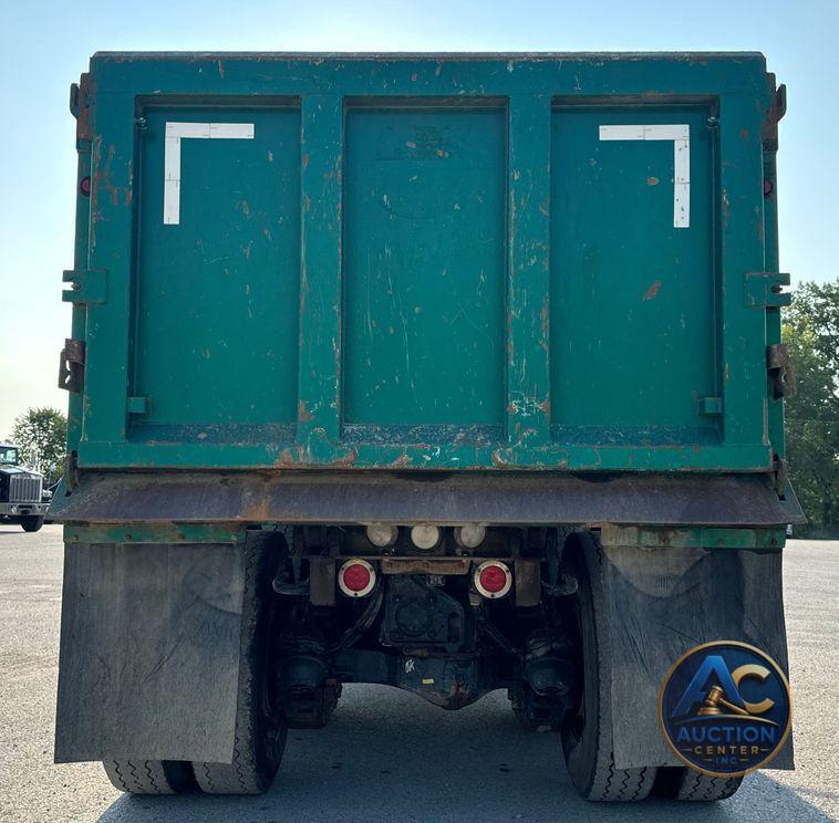 2018 Mack GU713 dump truck