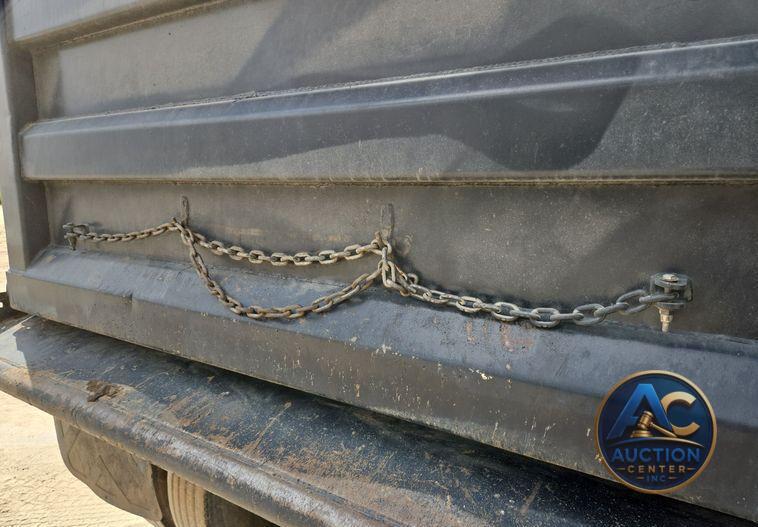 2019 Mack Granite dump truck