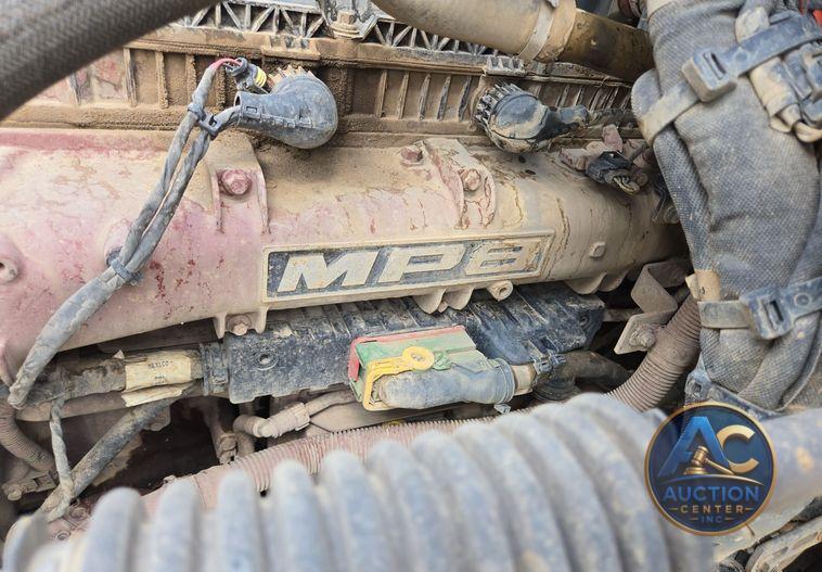 2019 Mack Granite dump truck
