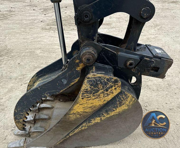 2020 John Deere 60G  mini excavator