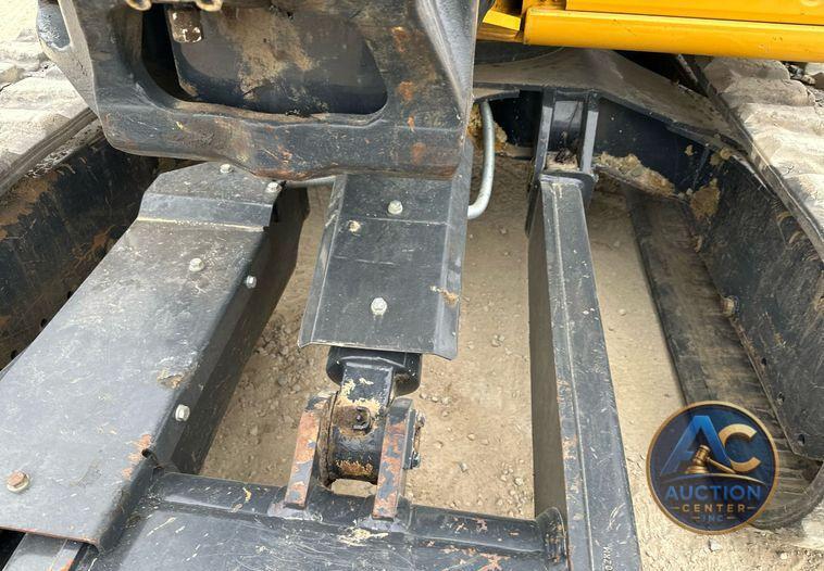 2020 John Deere 60G  mini excavator