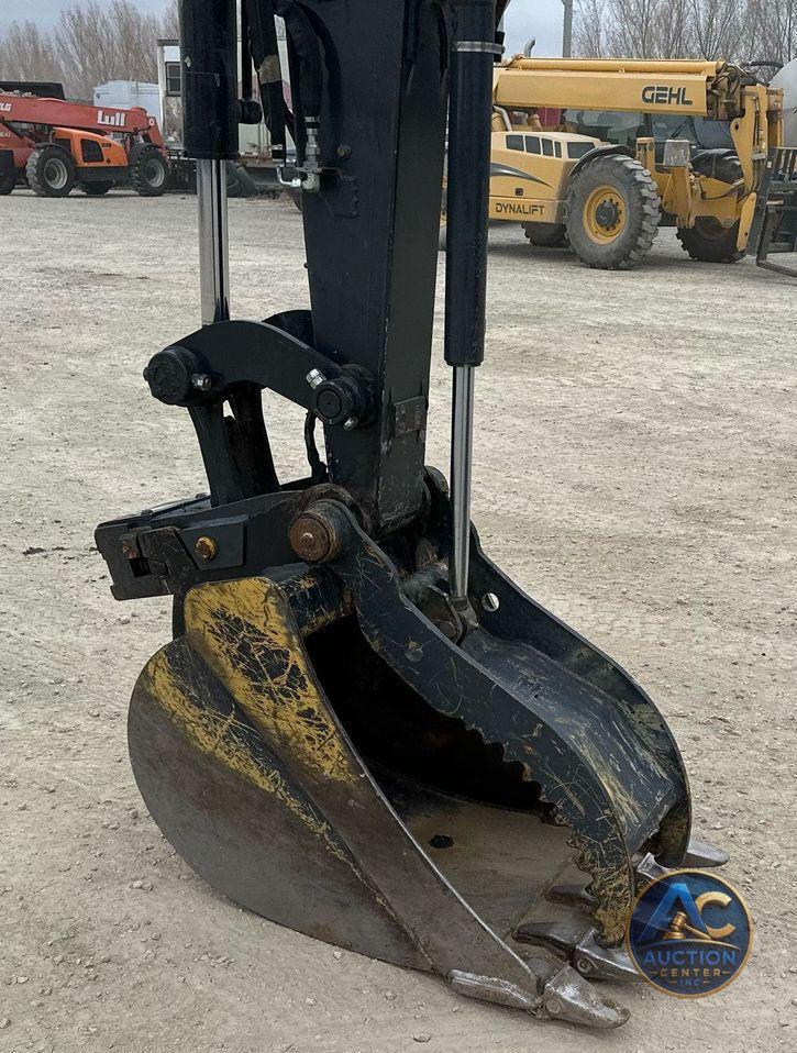 2020 John Deere 60G  mini excavator