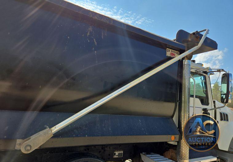 2019 Mack Granite