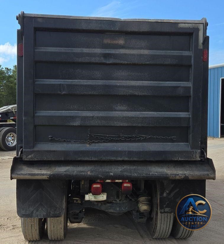 2019 Mack Granite