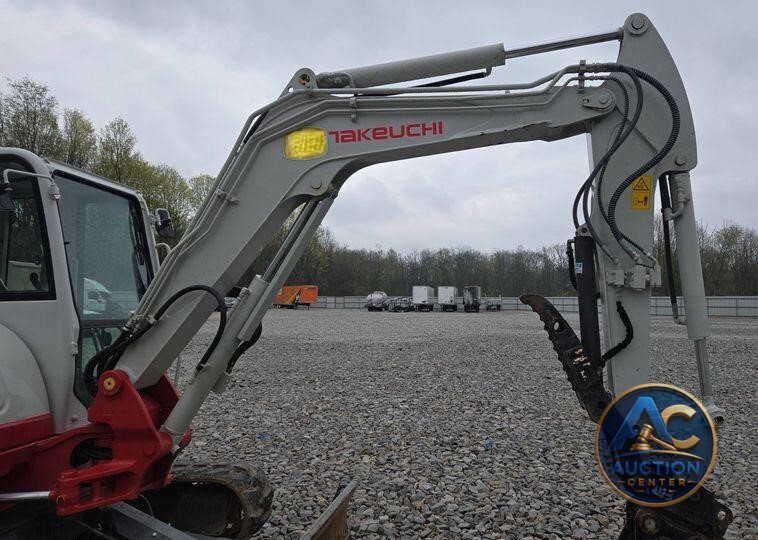 2022 Takeuchi TB260