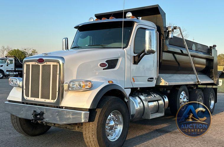 2021 Peterbilt  567 dump truck