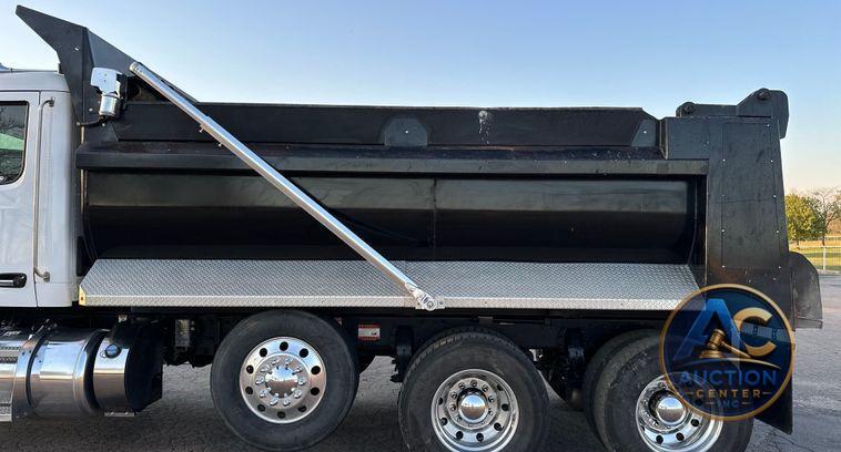2021 Peterbilt  567 dump truck