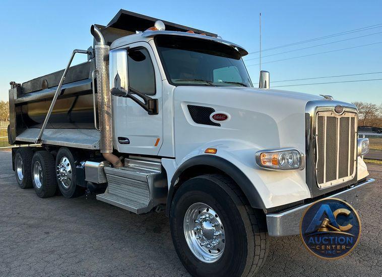 2021 Peterbilt  567 dump truck