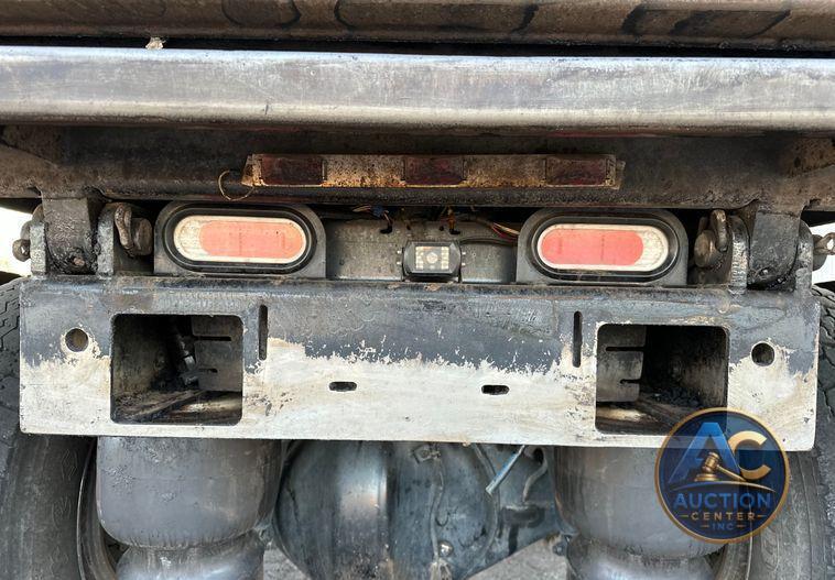 2021 Peterbilt  567 dump truck