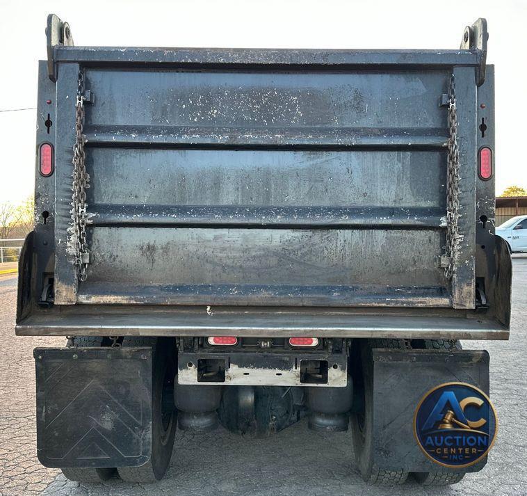 2021 Peterbilt  567 dump truck