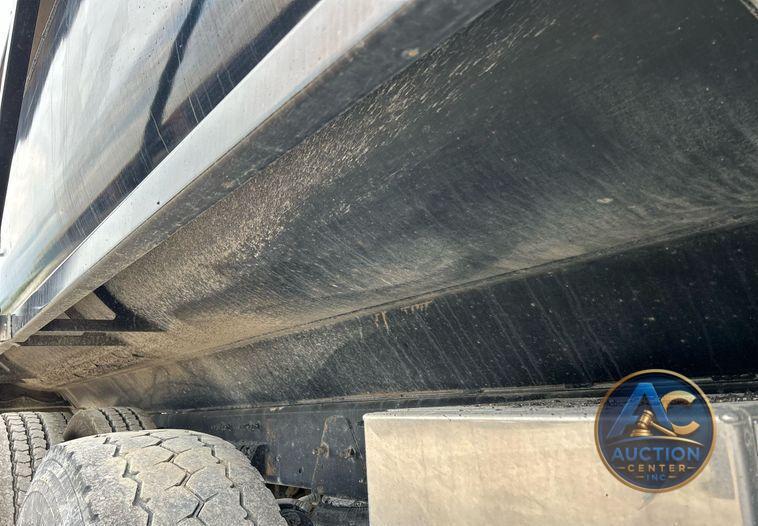 2015 Kenworth T880  dump truck