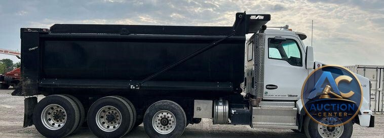 2015 Kenworth T880  dump truck