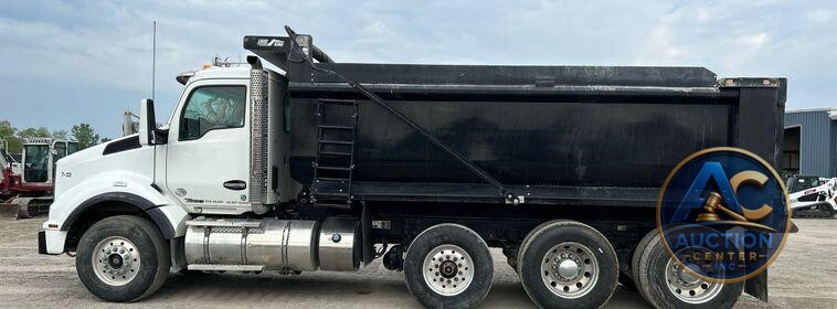 2015 Kenworth T880  dump truck
