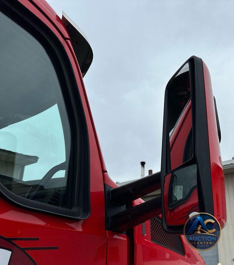 2020 Kenworth  T880 dump truck