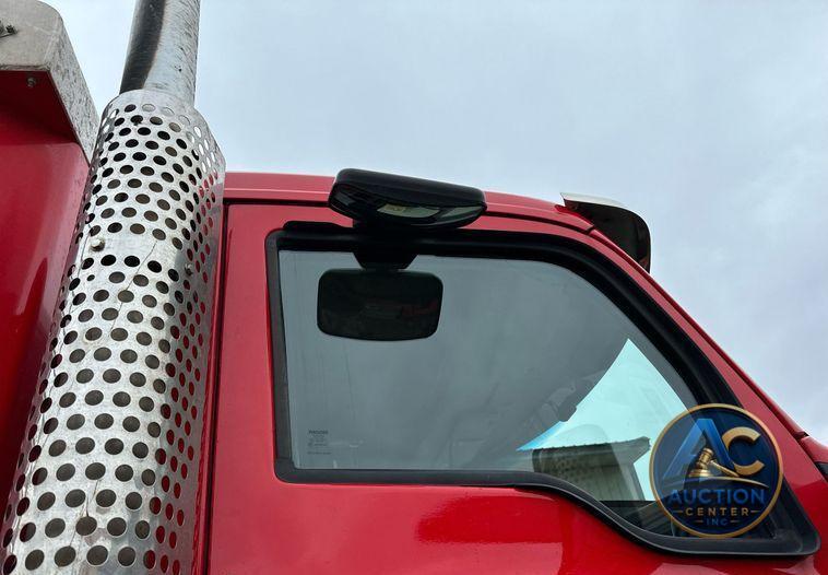 2020 Kenworth  T880 dump truck