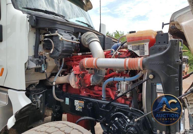 2021 Peterbilt 567  dump truck