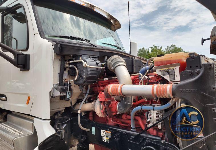 2021 Peterbilt 567  dump truck