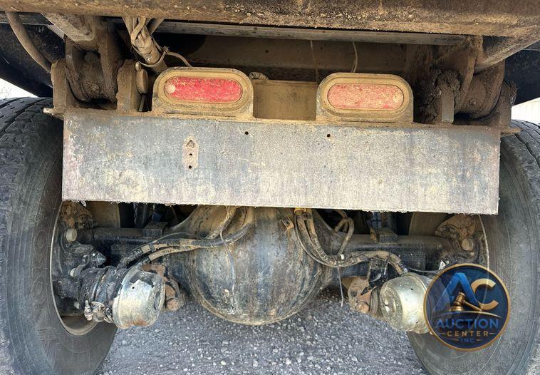 2019 Peterbilt 567 dump truck