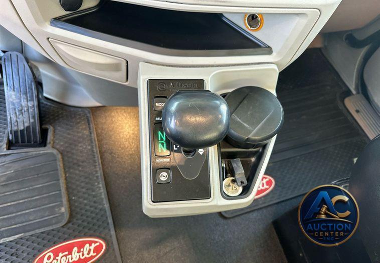 2019 Peterbilt 567 dump truck