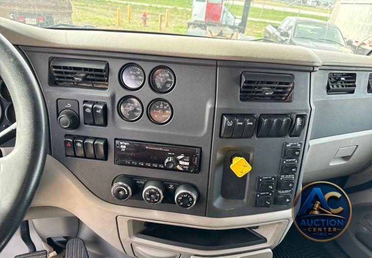 2018 Peterbilt 567 dump truck