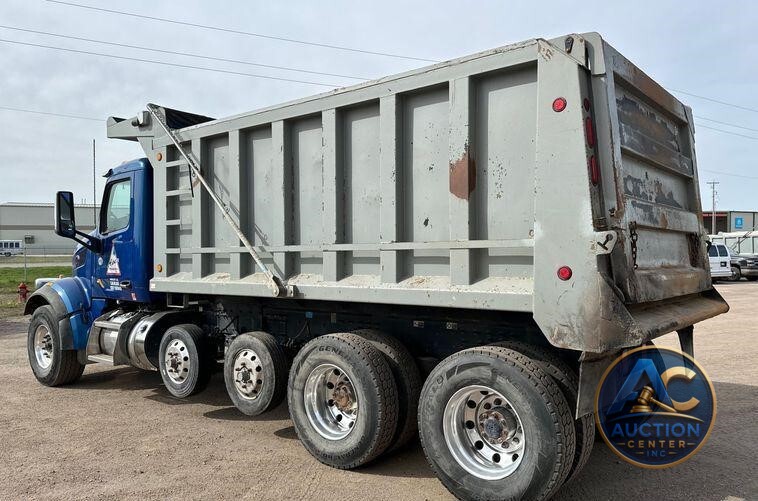 2018 Peterbilt 567 dump truck