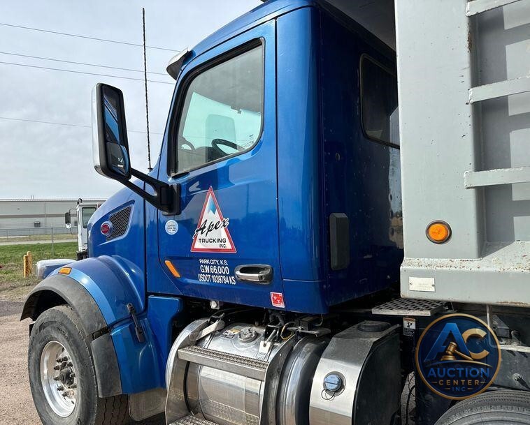 2018 Peterbilt 567 dump truck