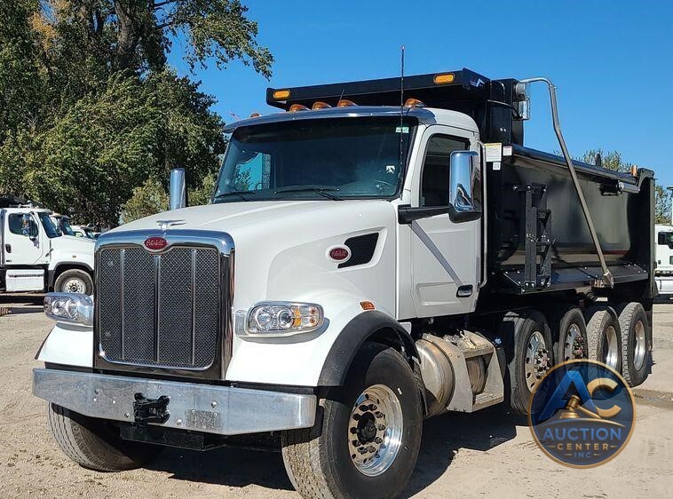 2023 Peterbilt 567  dump truck