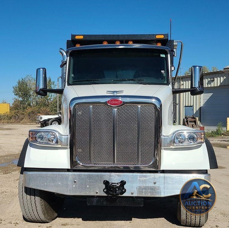 2023 Peterbilt 567  dump truck