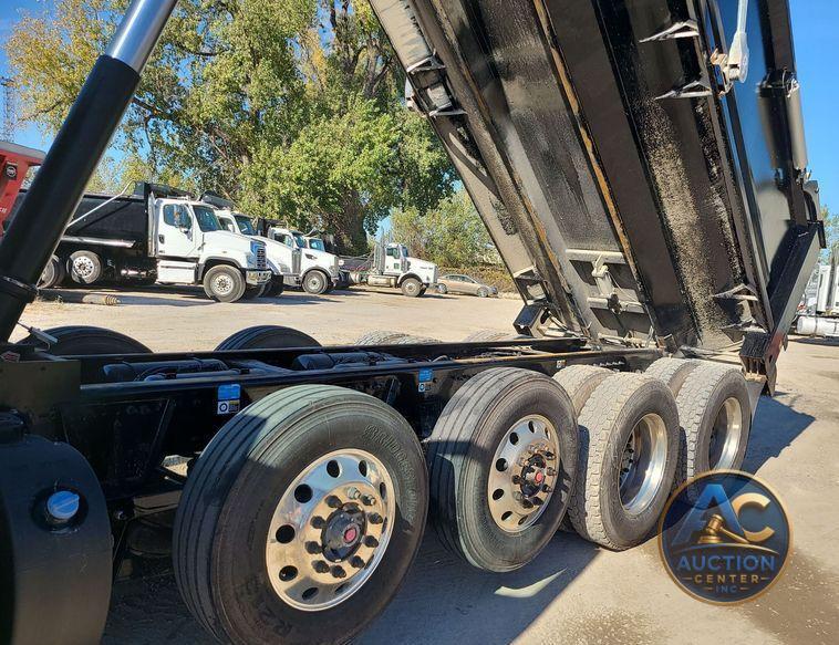 2023 Peterbilt 567  dump truck