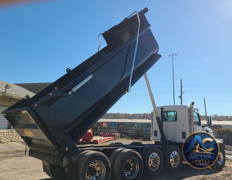 2023 Peterbilt 567  dump truck